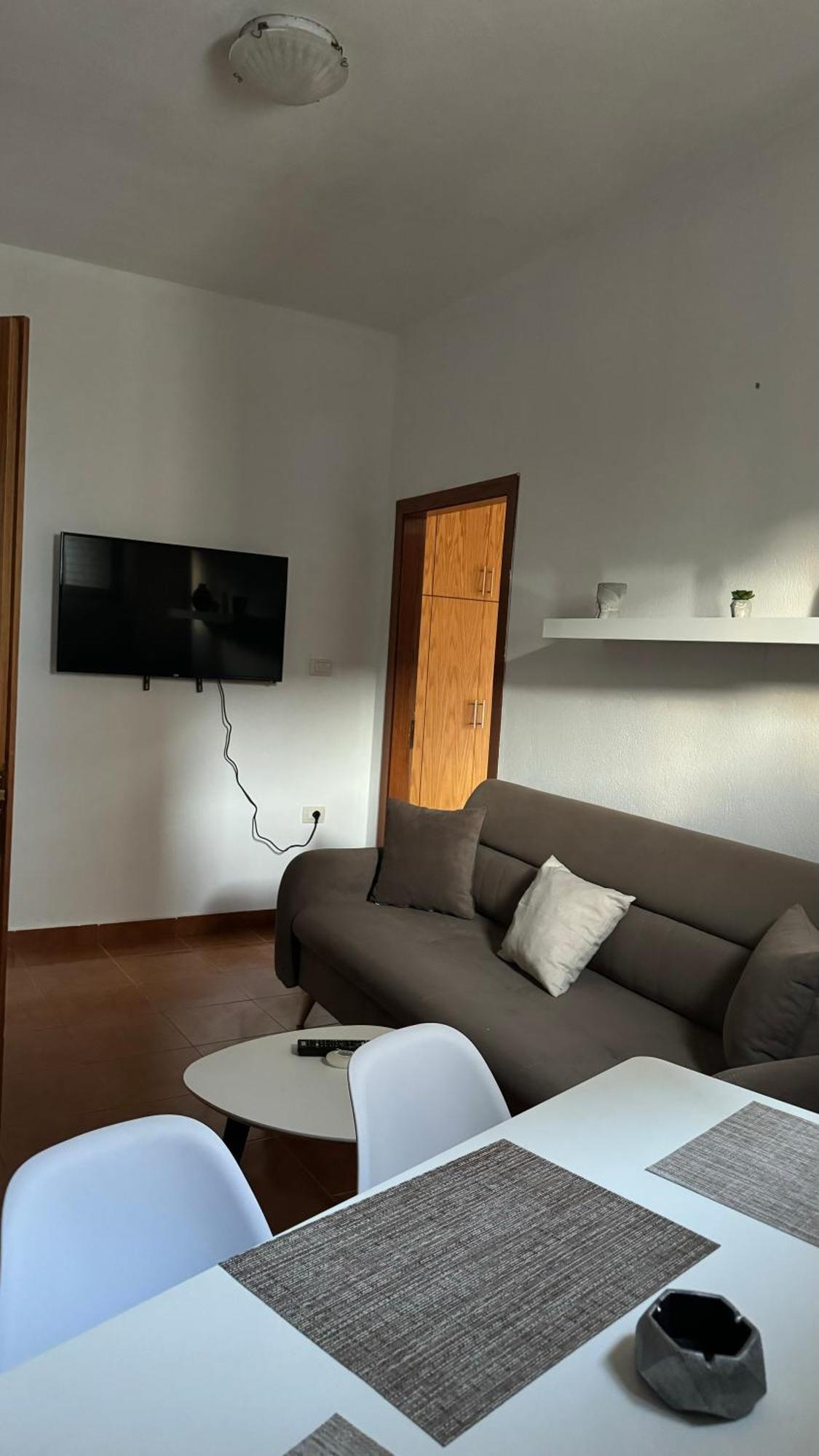 Peci Apartments Gjirokastër Exterior foto